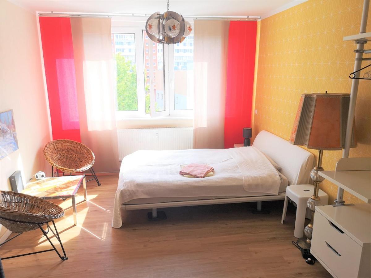 Apartamento Mitte Von Mitte - Blick Auf Den Turm Berlín Exterior foto
